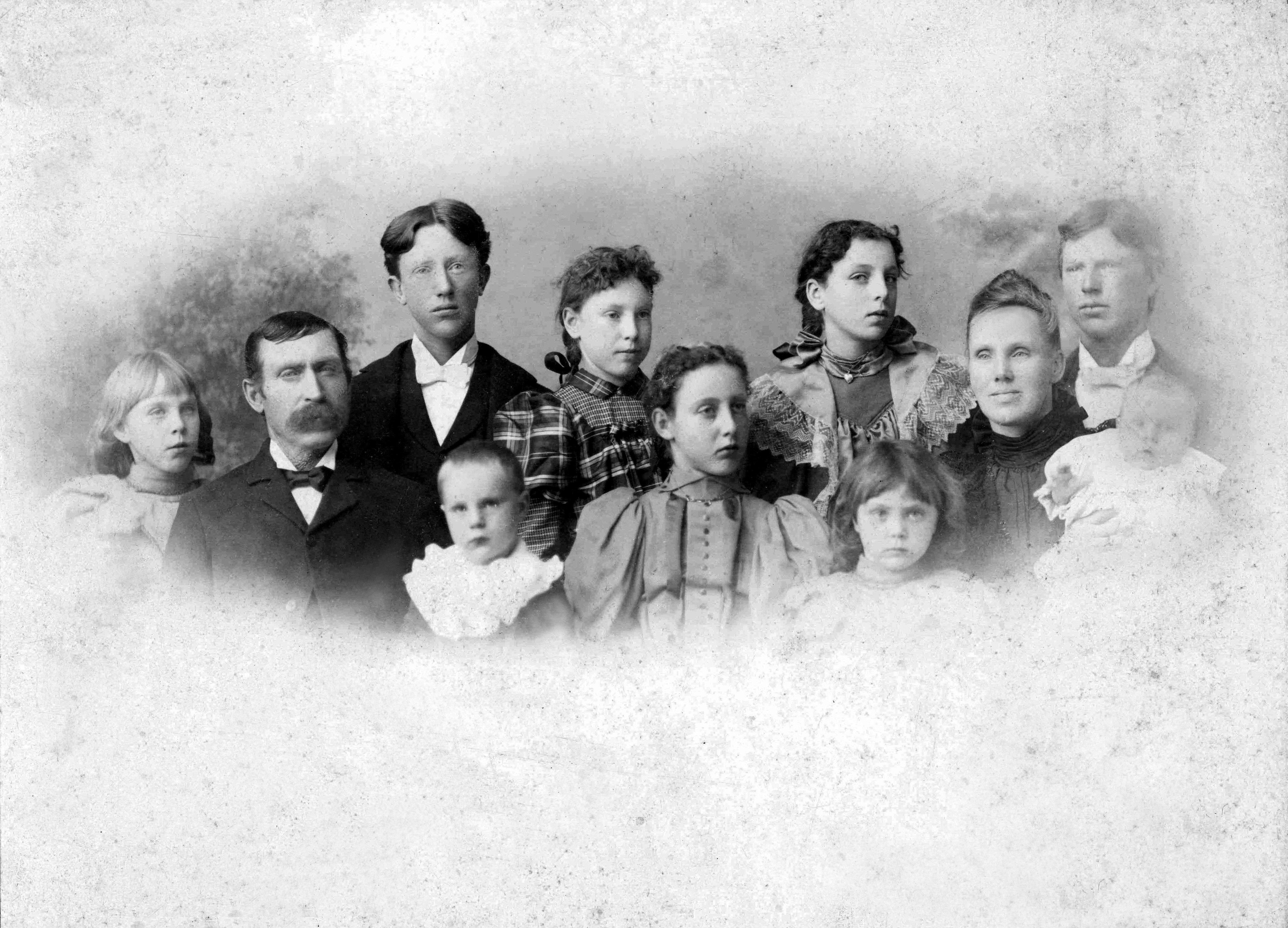 Rosie and Bessie Decker